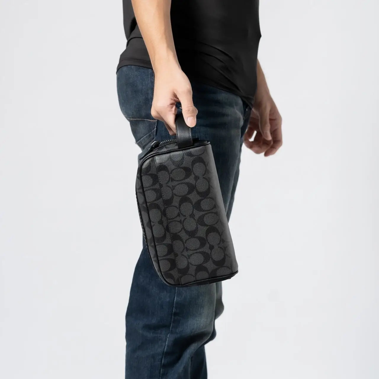 Small Travel Kit In Signature Canvas