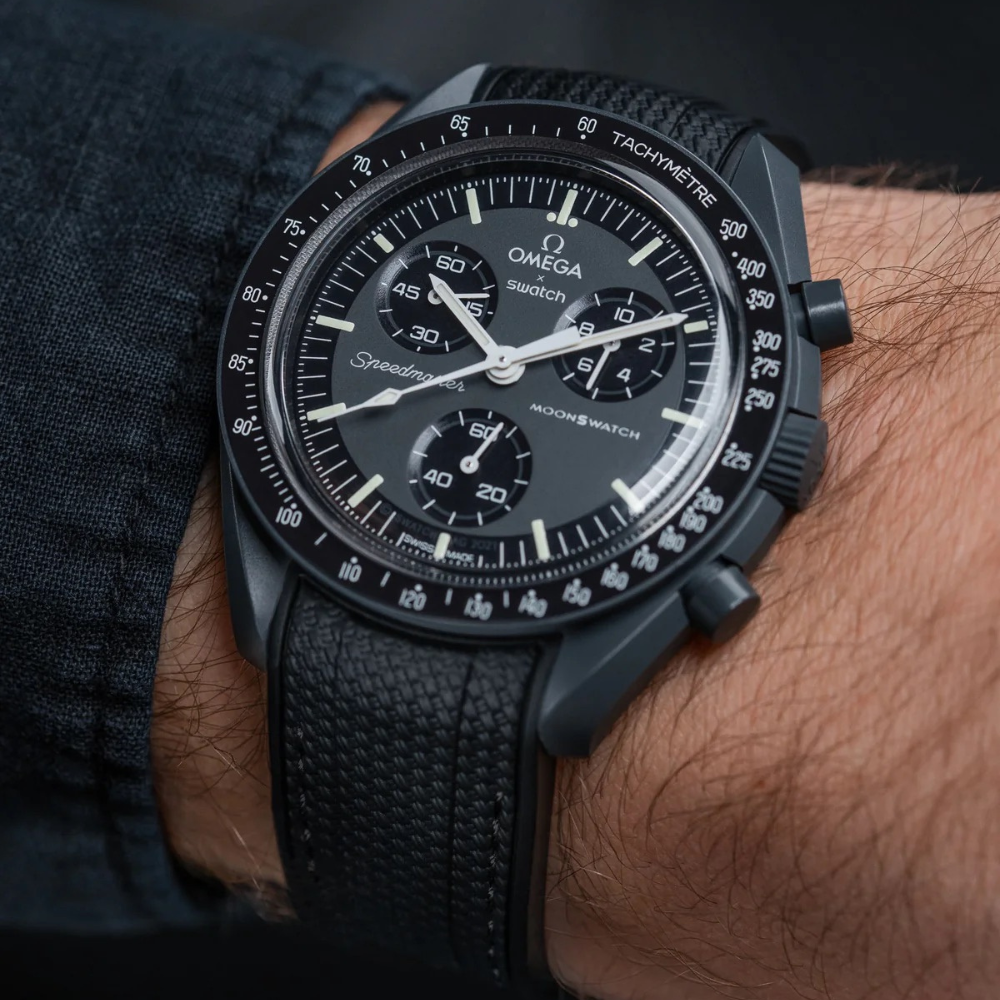 Curved Premium Rubber Strap - Black