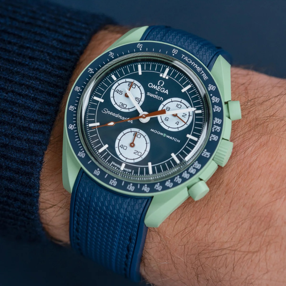 Curved Premium Rubber Strap - Blue