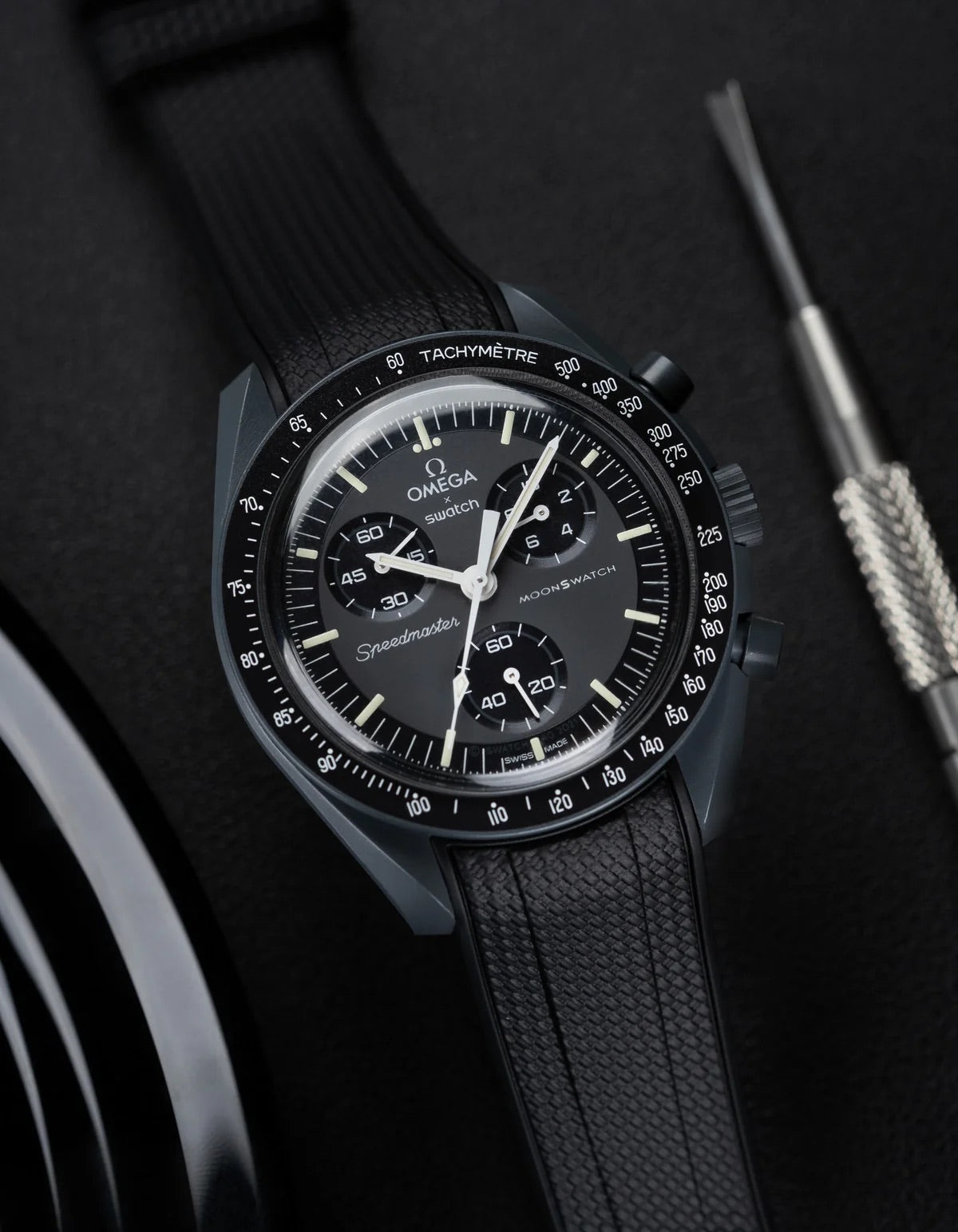 Curved Premium Rubber Strap - Black
