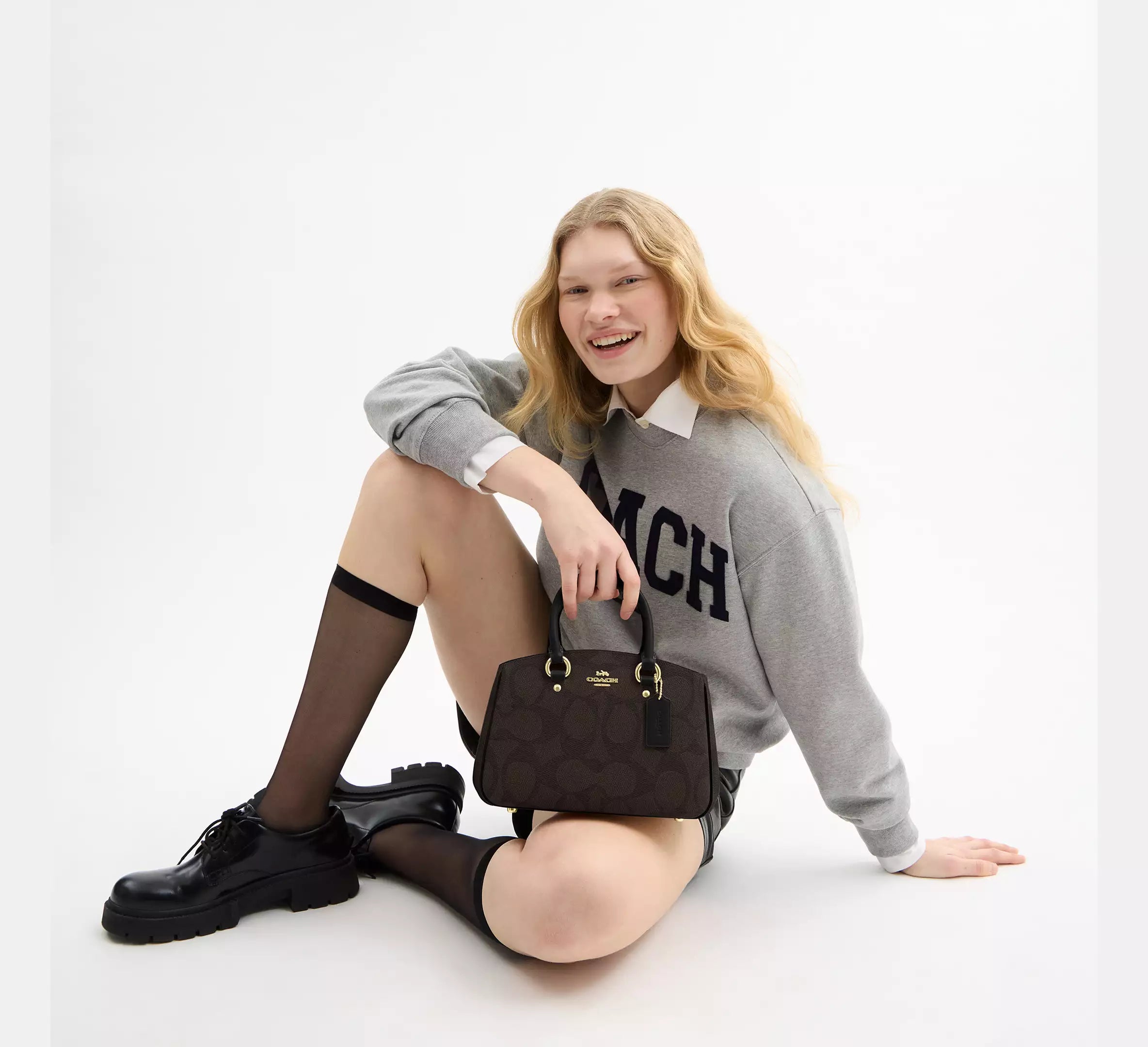 Savannah Small Carryall Bag In Signature Canvas