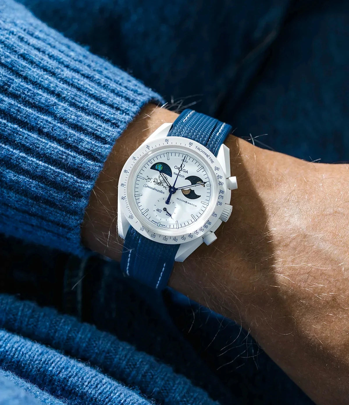 Curved Premium Rubber Strap - Navy White & White Stitches