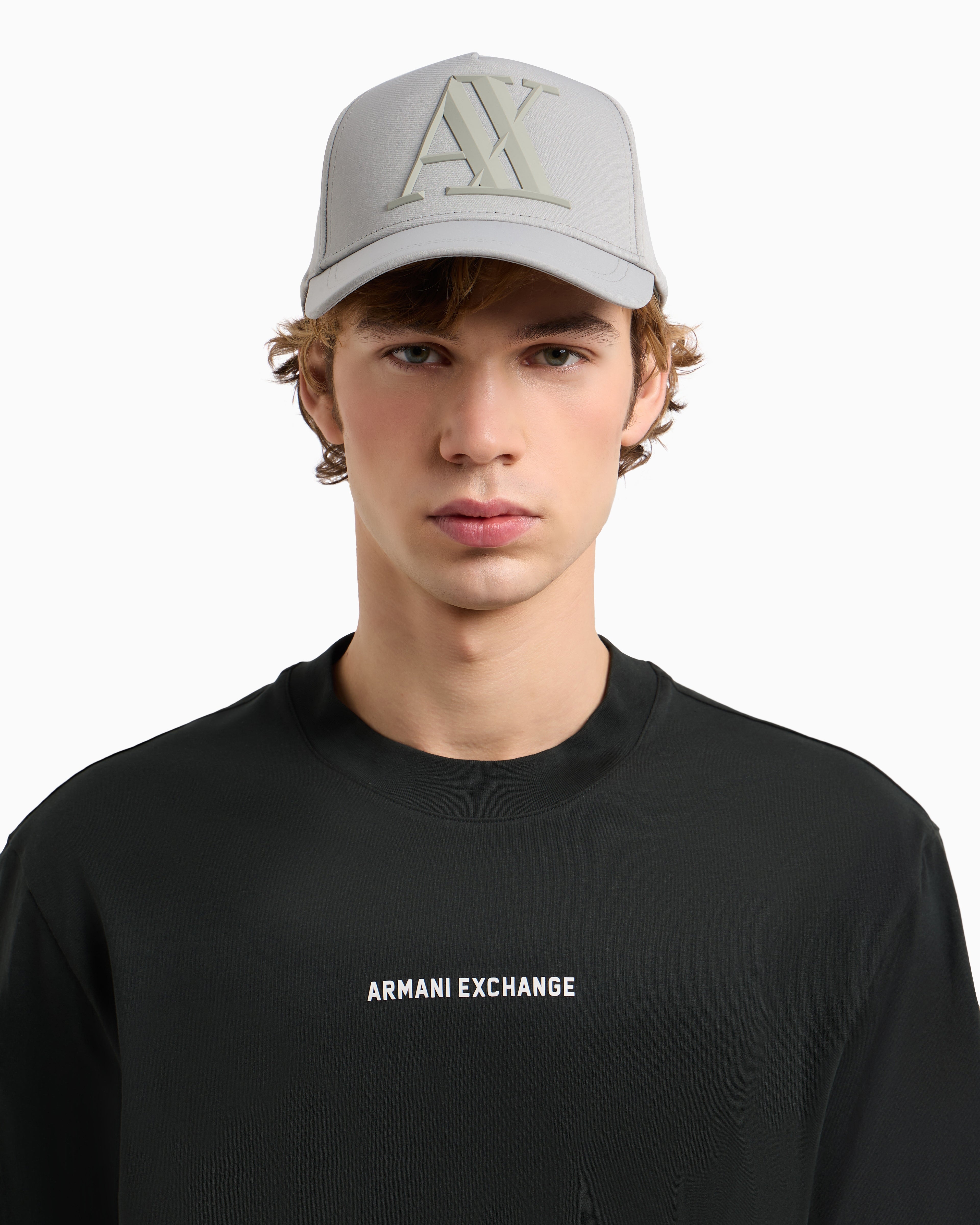 Visor cap with logo
