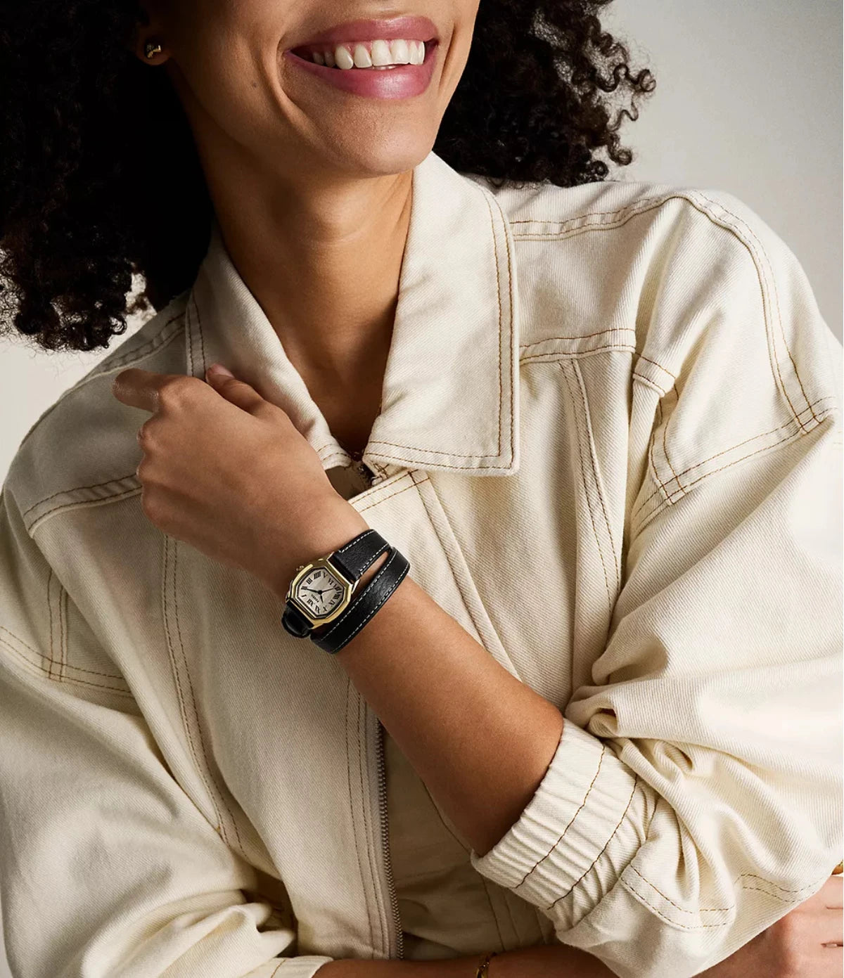 Fossil Harlow 27mm ES5404 worn on the wrist, showing the octagonal case and black double-wrap leather strap